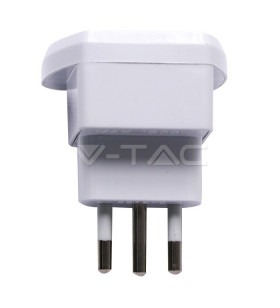 Universal Adapter 2P+T 10A